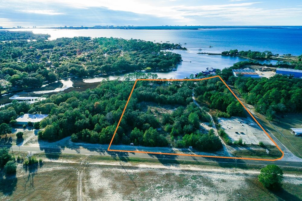 3595 Frankford Ave, Panama City, FL 32405